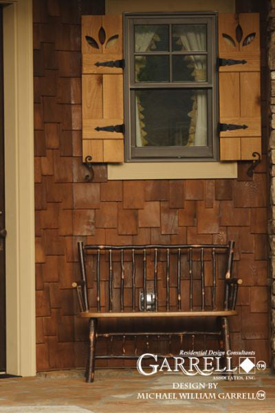 Tiger Creek Cottage Hip